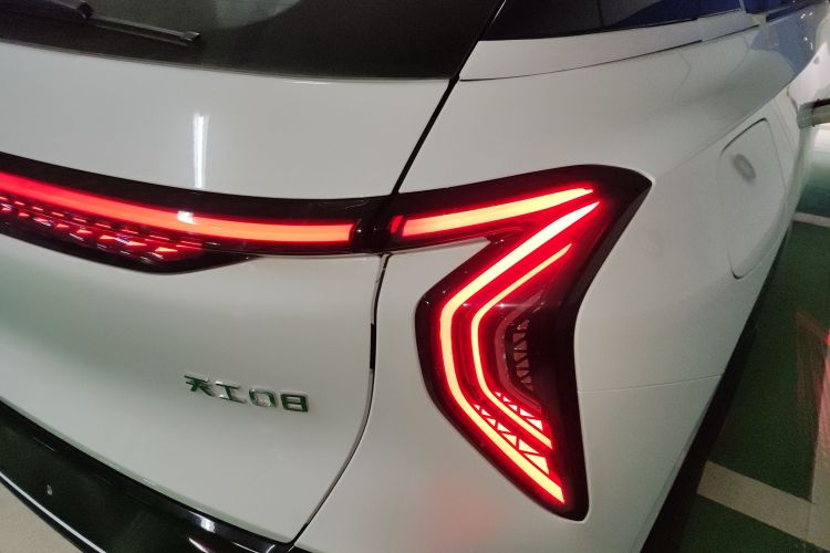 HongQi TianGong 08 2025 car image #8