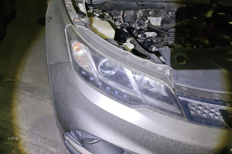 Soueast DX3 2017 #8 Soueast DX3 2017 car image #8