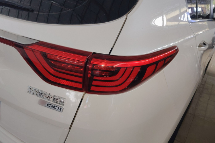 Kia KX5 2018 immagine di auto #8