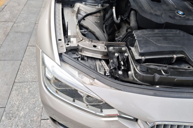 BMW 3 Series 2018 #8 BMW 3 Series 2018 car image #8