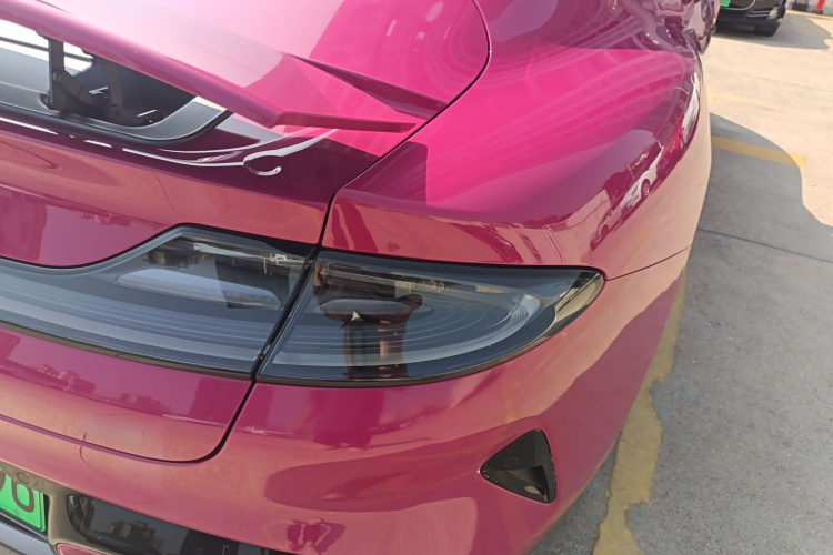 MI SU7 2025 #8 MI SU7 2025 صورة سيارة #8