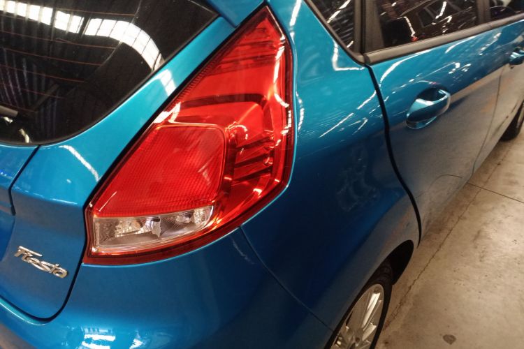 Ford Fiesta 2016 car image #8