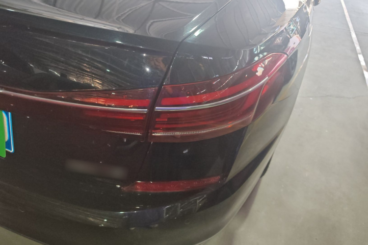Volkswagen Passat 2024 car image #8