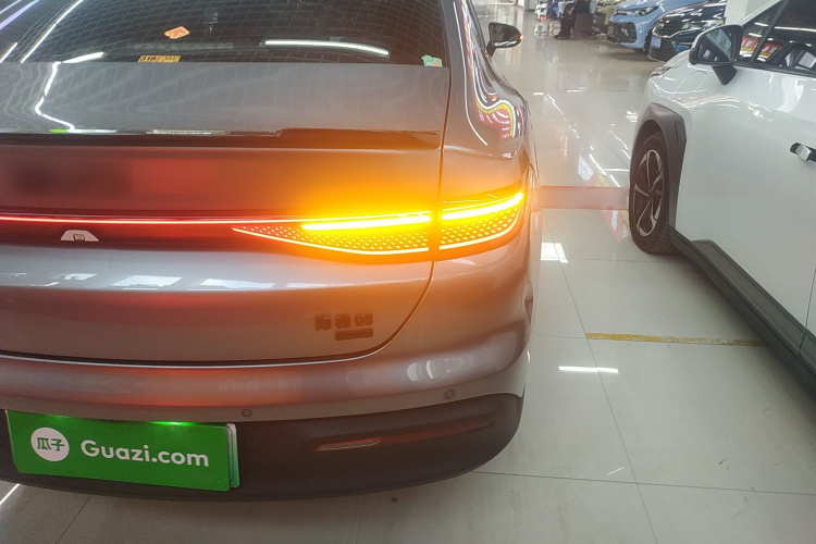 BYD Seal 05 DM-i 2025 immagine di auto #8