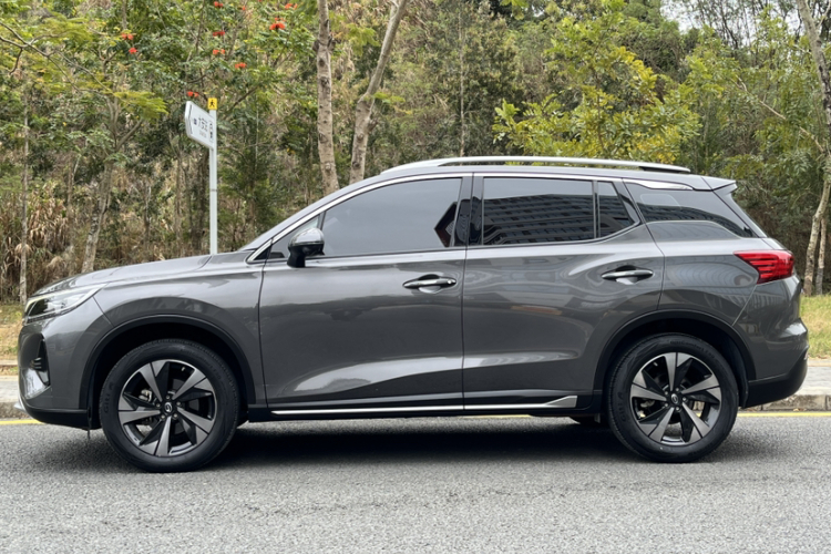 GAC Trumpchi GS4 2021 #8 GAC Trumpchi GS4 2021 car image #8