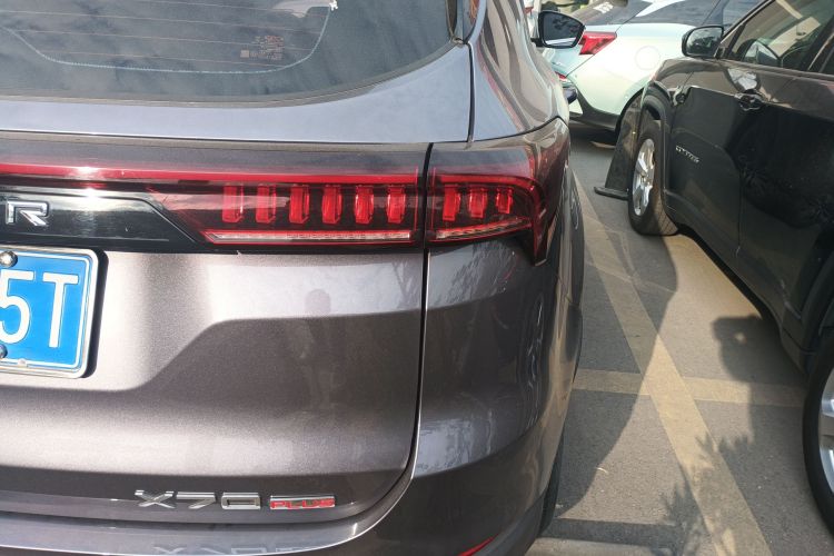 Jetour X70 PLUS 2023 car image #8