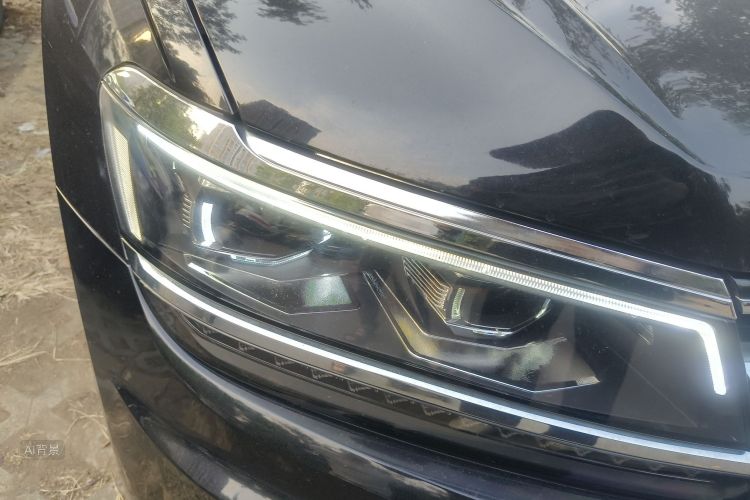 Volkswagen Tiguan L 2019 car image #8