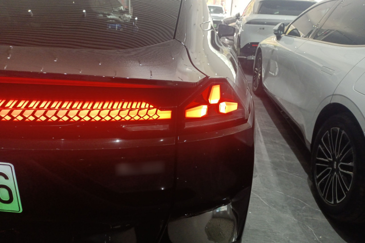 Deepal SL03 2023 #8 Deepal SL03 2023 car image #8