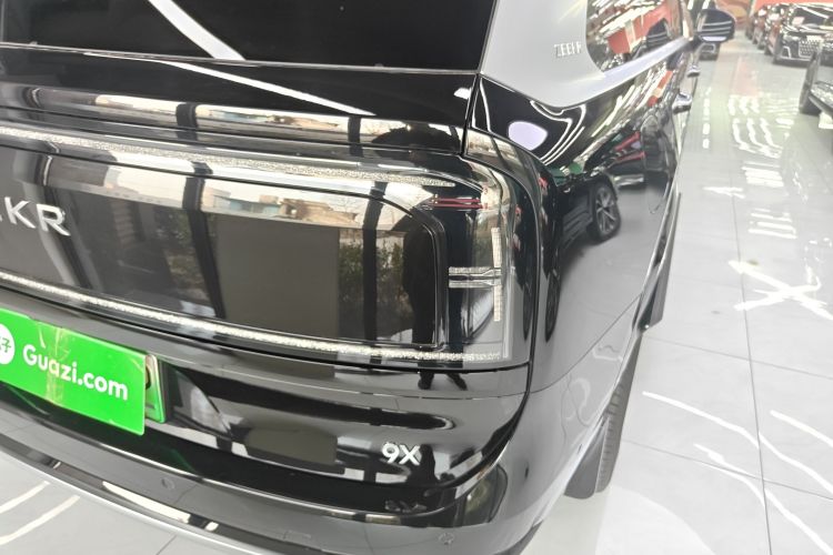 Zeekr 9X 2025 car image #8