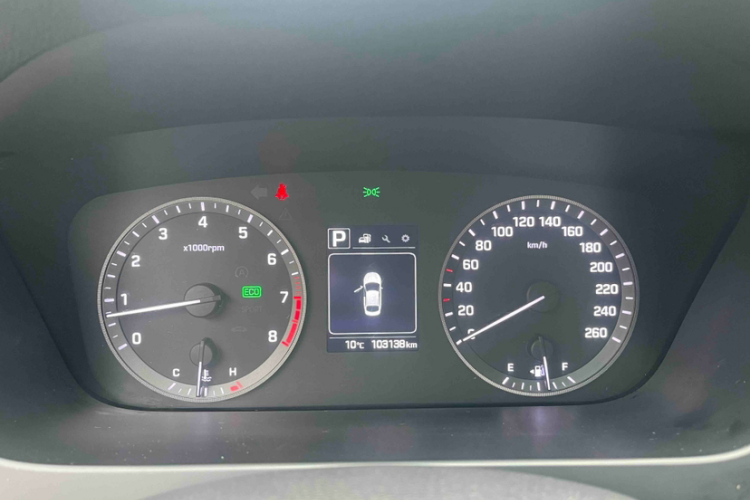 Hyundai Sonata 2017 immagine di auto #8