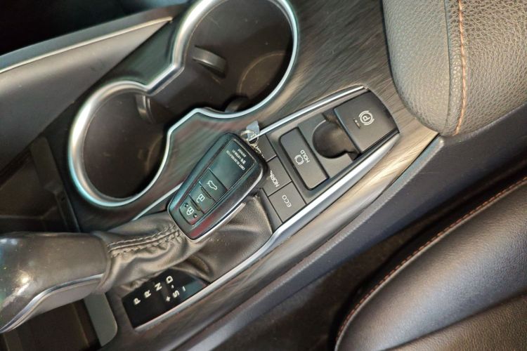 Toyota Camry 2021 #8 Toyota Camry 2021 car image #8