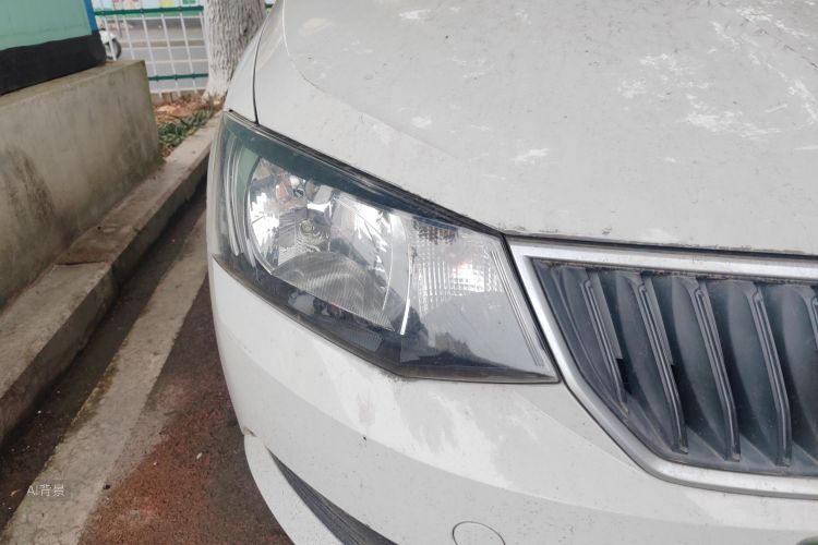 Skoda Fabia 2016 car image #8