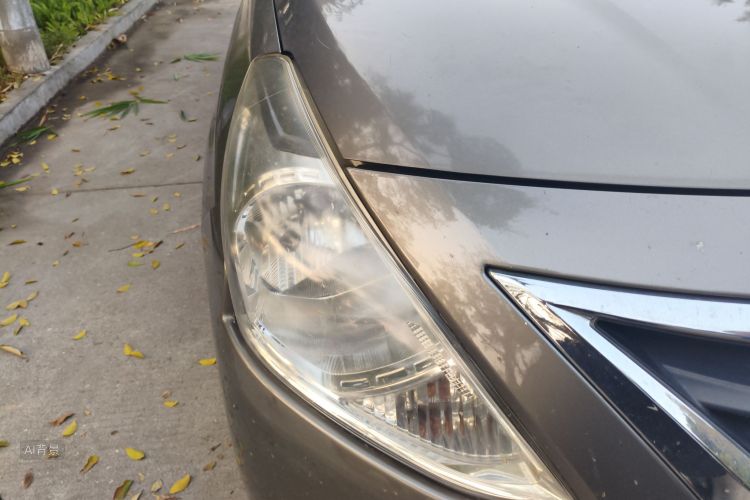 Nissan Sunny 2018 car image #8