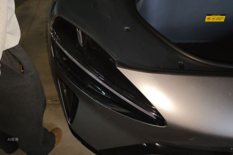 MI YU7 2025 car image #8