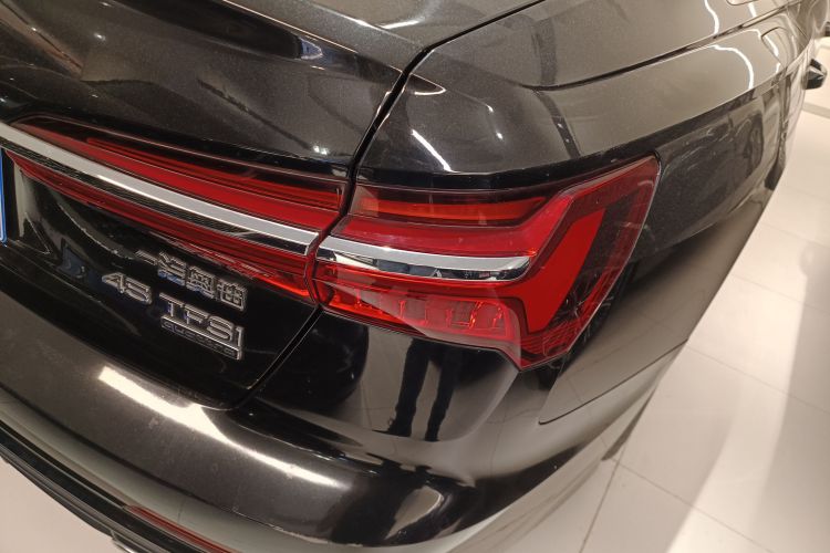 Audi A6L 2022 car image #8