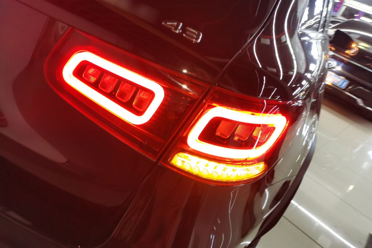 Mercedes-Benz GLC AMG 2022 immagine di auto #8