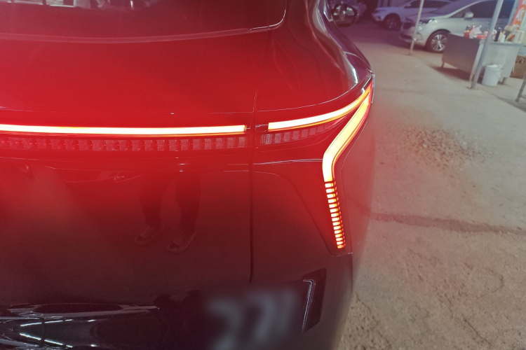 Kaiyi Kunlun New Energy 2025 #8 Kaiyi Kunlun New Energy 2025 car image #8