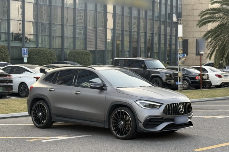 Mercedes-Benz GLA AMG 2023 #8 Mercedes-Benz GLA AMG 2023 car image #8