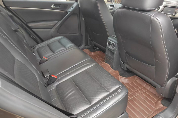 Volkswagen Tiguan 2016 car image #8