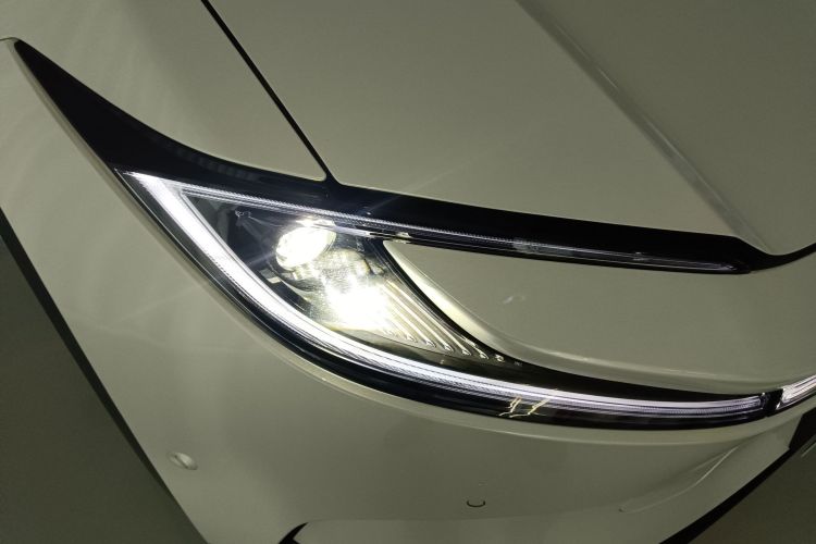 Toyota bZ5 2025 #8 Toyota bZ5 2025 car image #8