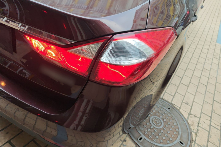 Kia K3 2016 car image #8