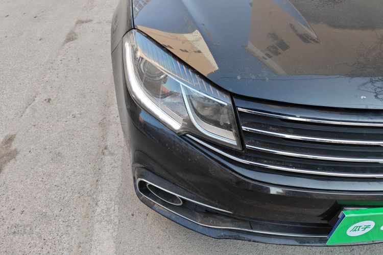 Forthing JOYEAR S50 2017 #8 Forthing JOYEAR S50 2017 car image #8