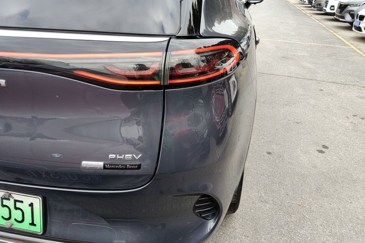 Denza X 2022 car image #8