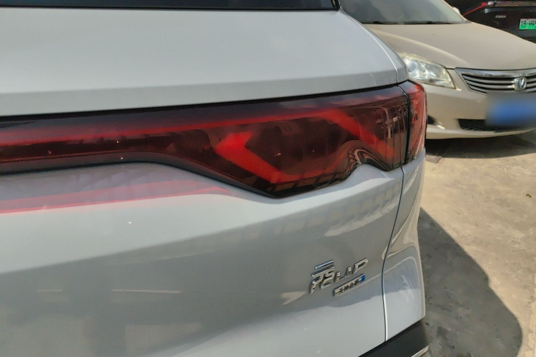 BYD YuanUP 2025 car image #8