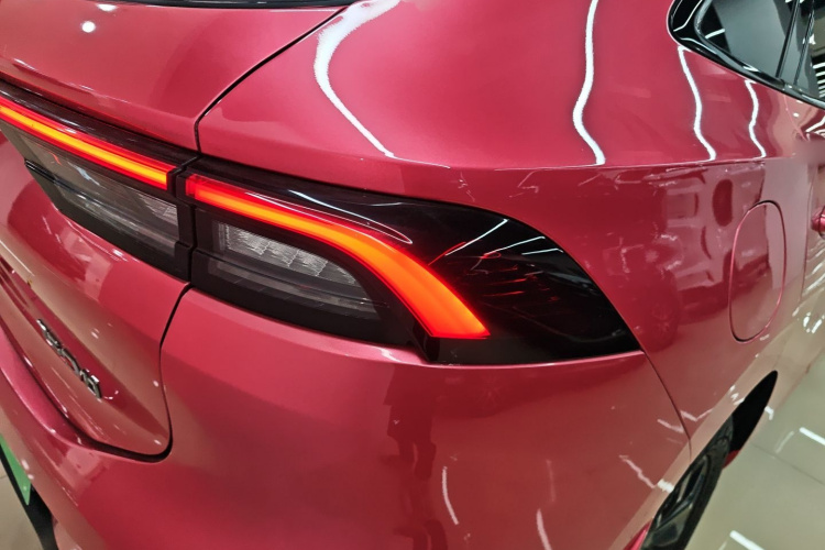 Forthing T5 EVO 2021 изображение автомобиля #8