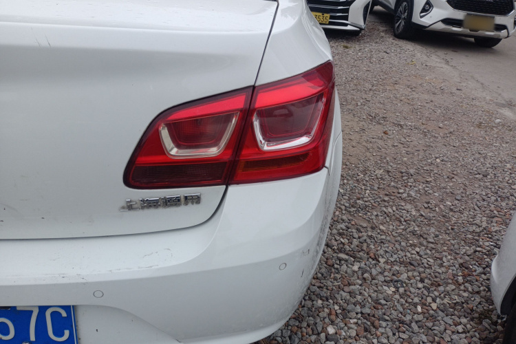 Chevrolet Cruze 2015 immagine di auto #8