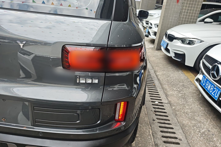 GEELY ICON 2020 car image #8