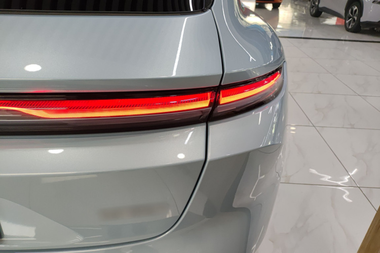 蔚来 蔚来ET5T 2024 汽车图片 #8