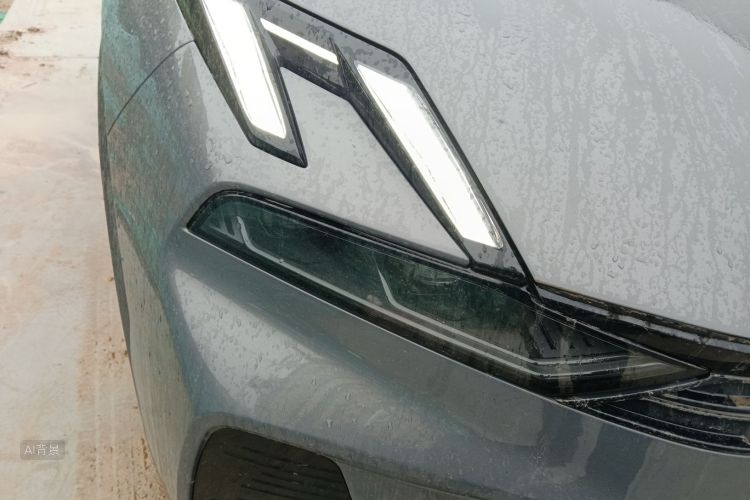 领克 领克06 EM-P 2025 汽车图片 #8