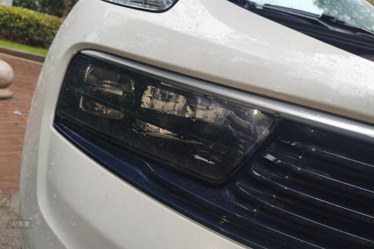 Lynk & Co 01 2019 car image #8