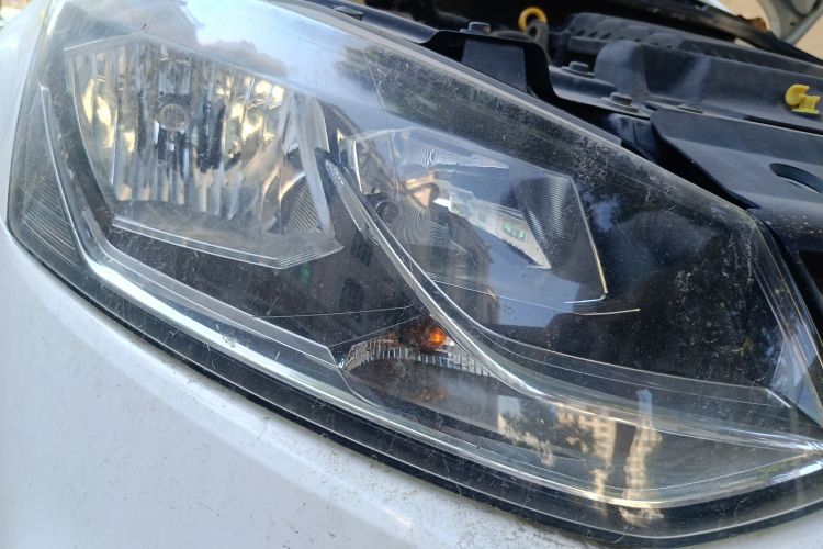 Polo 2015 car image #8