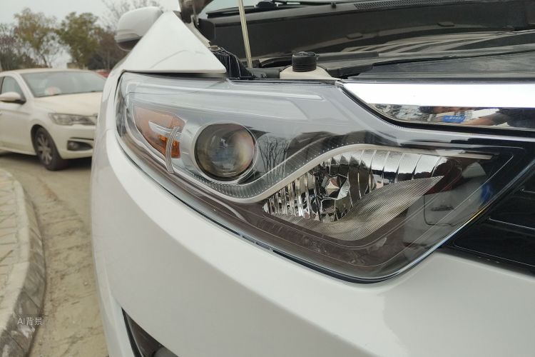 Soueast DX7 2017 #8 Soueast DX7 2017 car image #8