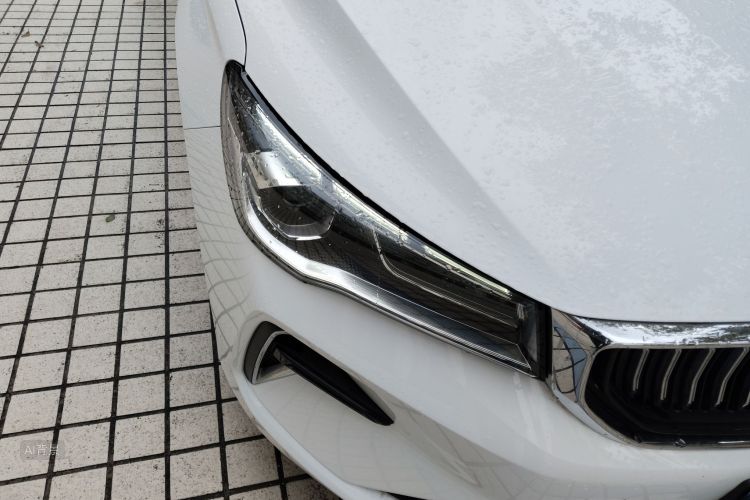 GEELY Emgrand 2022 #8 GEELY Emgrand 2022 car image #8