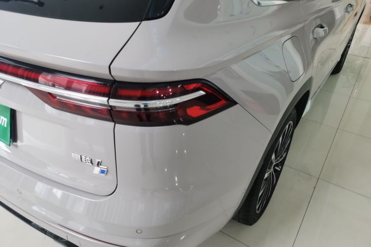 GEELY 2024 #8 GEELY 2024 car image #8