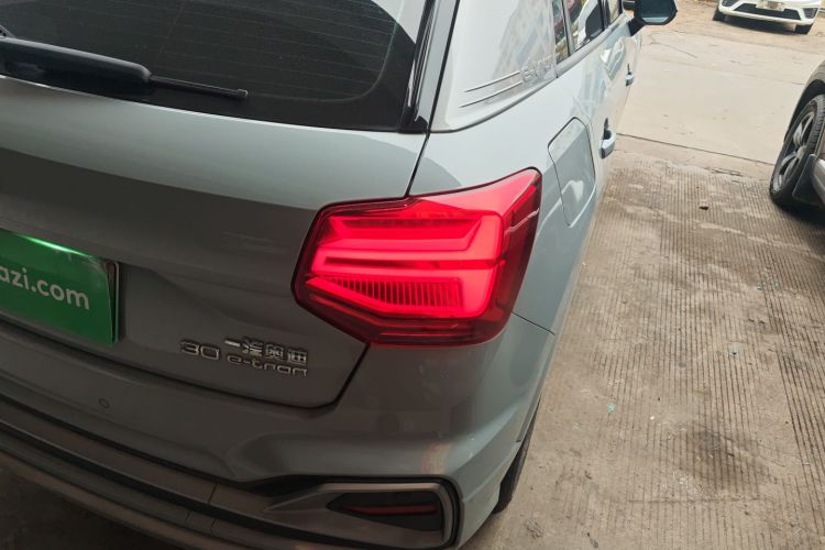 Q2L e-tron 2022 #8 Q2L e-tron 2022 car image #8