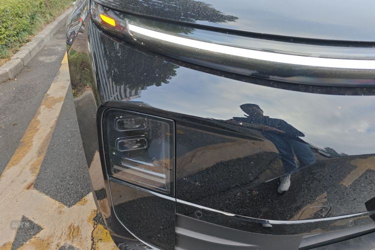 Li L6 2025 image de voiture #8