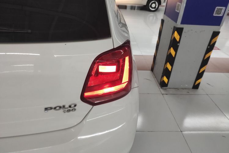 Polo 2019 car image #8