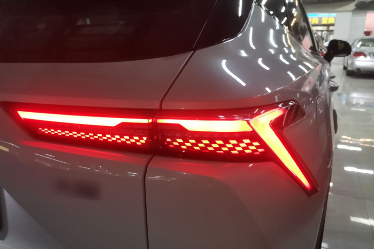 Dashing 2024 car image #8