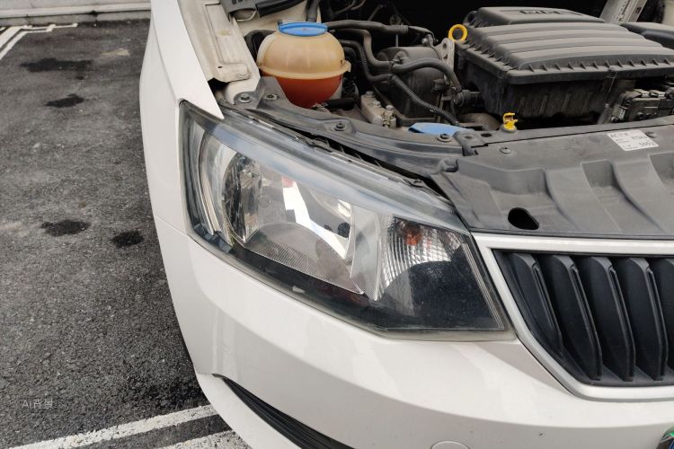 Skoda Fabia 2017 immagine di auto #8