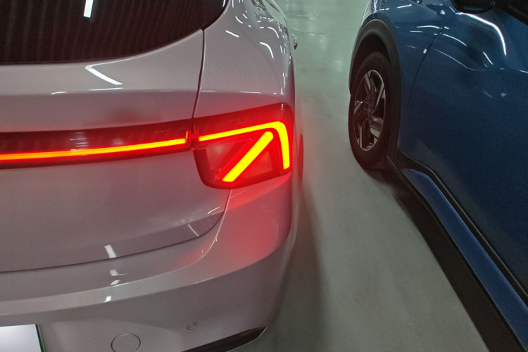 MG 2025 car image #8