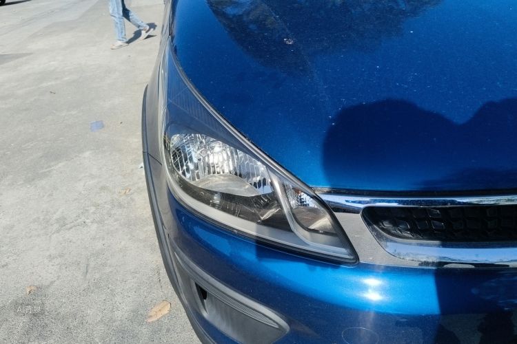 Kia Rio Cross 2018 car image #8