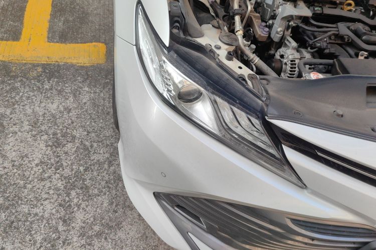 Toyota Camry 2020 immagine di auto #8