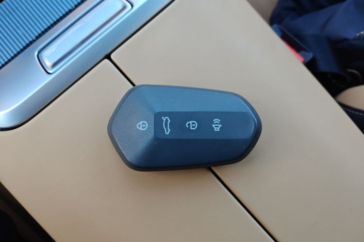 睿蓝汽车 睿蓝7 2025 汽车图片 #8