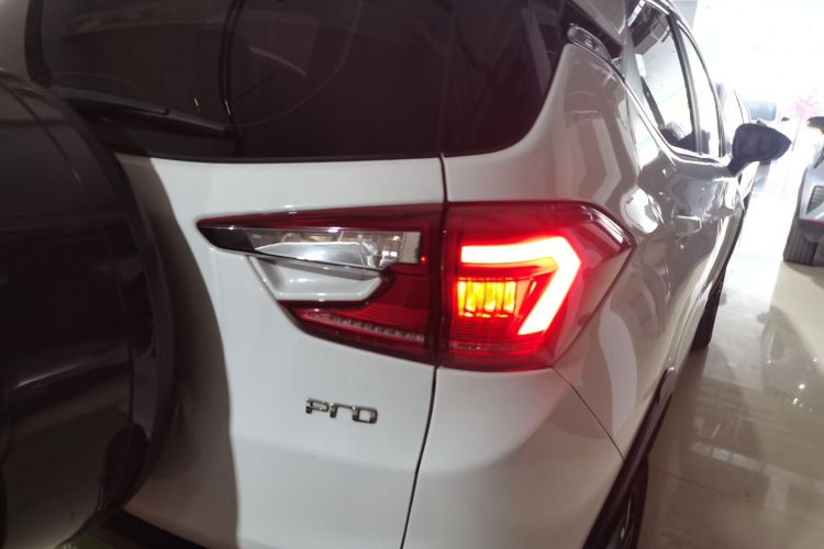BYD Yuan Pro 2023 car image #8