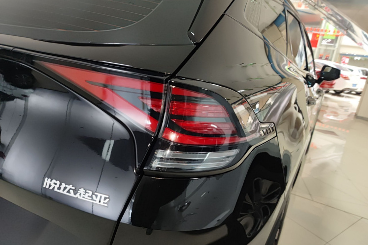 起亚 狮铂拓界 2025 汽车图片 #8