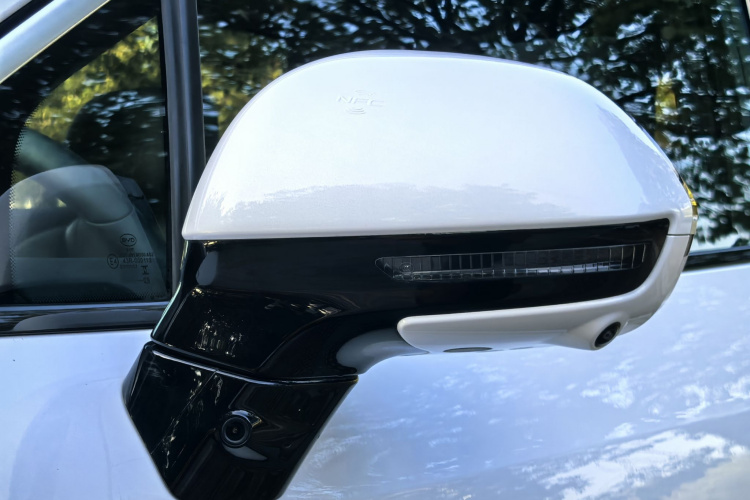 BYD SongL DM-i 2025 car image #8